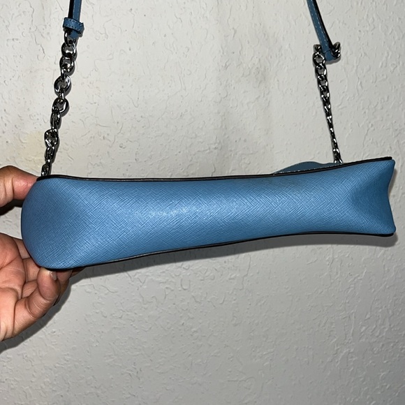 Michael Kors Saffiano Leather Crossbody Bag w/ dust bag - Picture 4 of 10